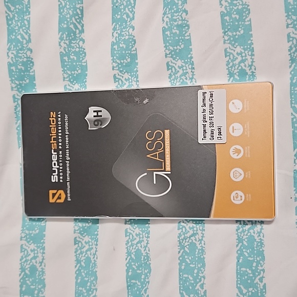 Glass screen protector Samsung Galaxy S10 FE - Picture 1 of 2